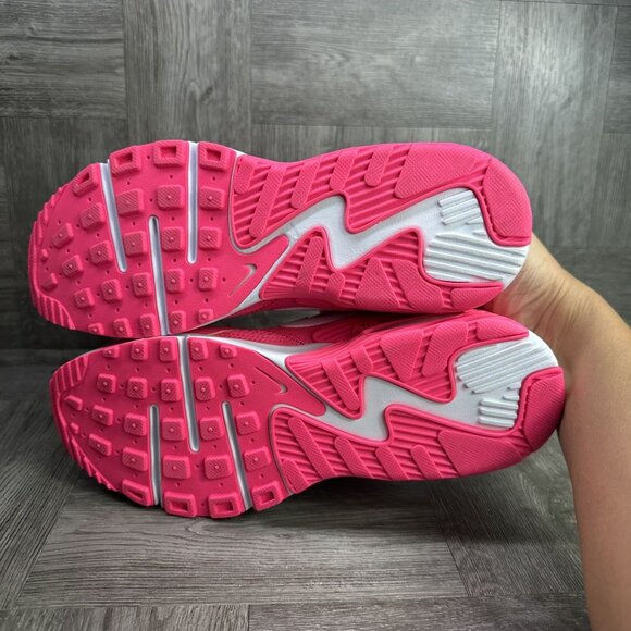 Nike Air Max Excee Women's size 6.5 Hot Pink Running Shoes - Picture 7 of 8